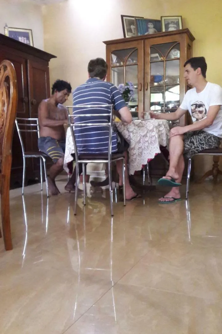 Daffon Guest House نيجومبو