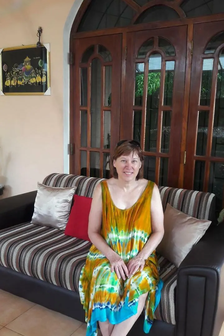 Daffon Guest House نيجومبو
